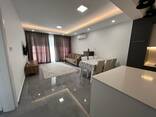 2 yatak odalı daire. Kuzey Kıbrıs. İskele. Avlu. - photo 2