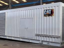 İkinci el dizel jeneratör Caterpillar 3516B HD, 2,2 MW, 2010, 220 saat. konteyner