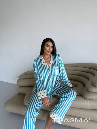 Пижамы женские