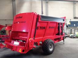 Прицеп для разбрасывание твердого навоза